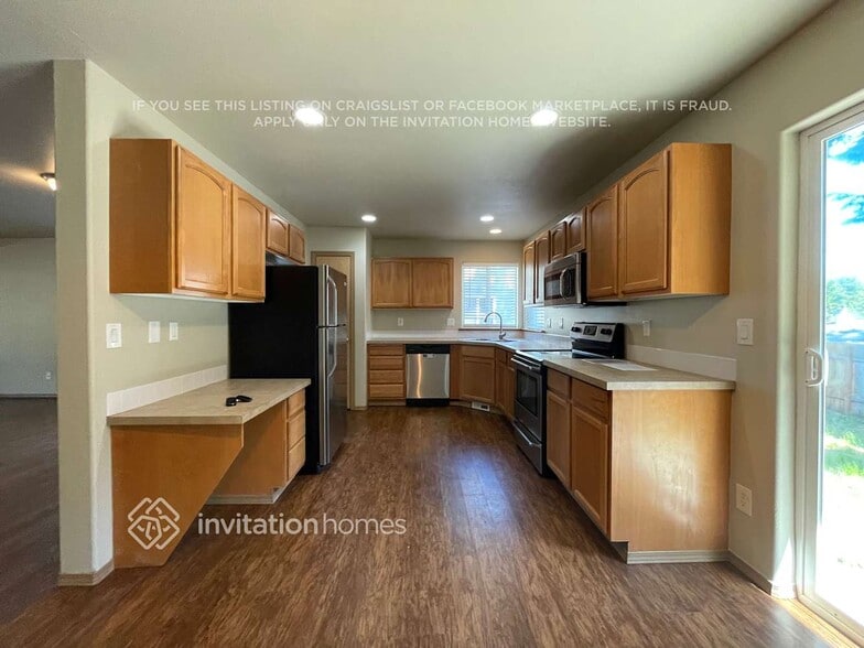 Building Photo - 8514 186th St Ct E