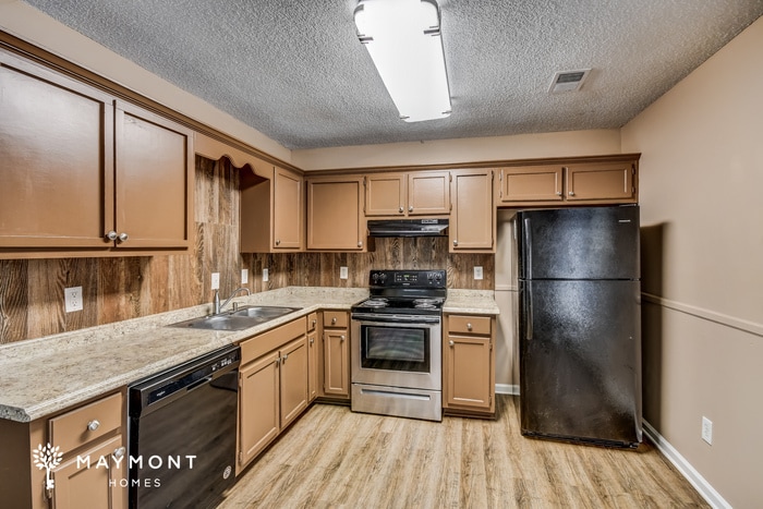 Building Photo - 4717 Hollow Ln