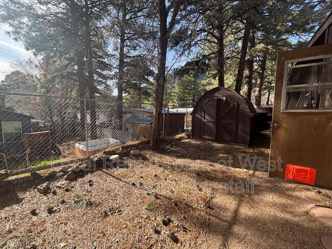 Building Photo - 4513 E Hollygreen Rd