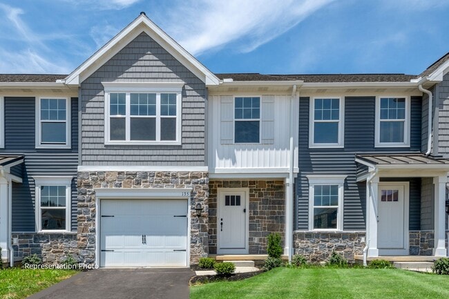 Building Photo - 141 Beech Tree Ct