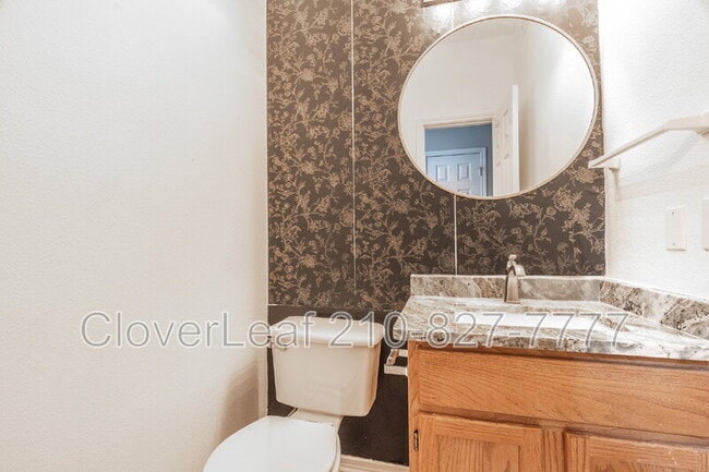 Building Photo - 16615 Raven Glenn