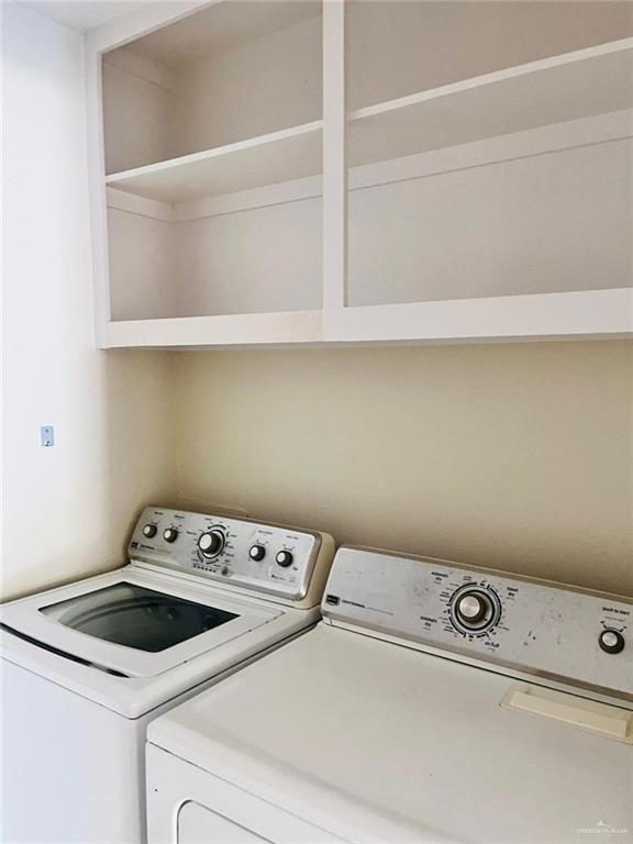 Building Photo - 16 Tulip Ave