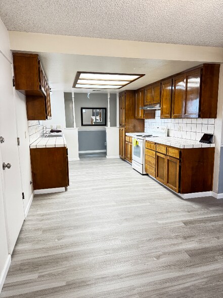 Building Photo - 3526 W Browning Ave