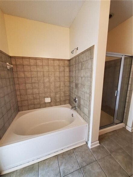 Building Photo - 400 17th St NW