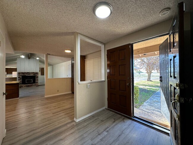 Building Photo - Three Bedroom - Country Living