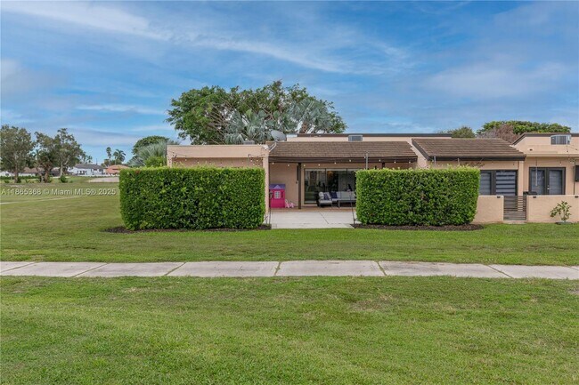 Building Photo - 7225 Coldstream Dr