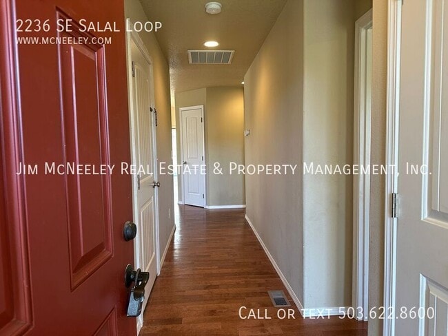 Building Photo - 2236 SE Salal Lp