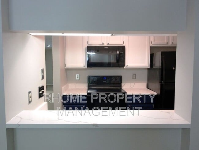 Building Photo - 1415 Tuxworth Cir