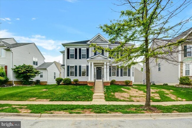 Building Photo - 240 Davis St