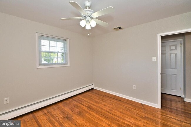 Building Photo - 436 Anthony Rd