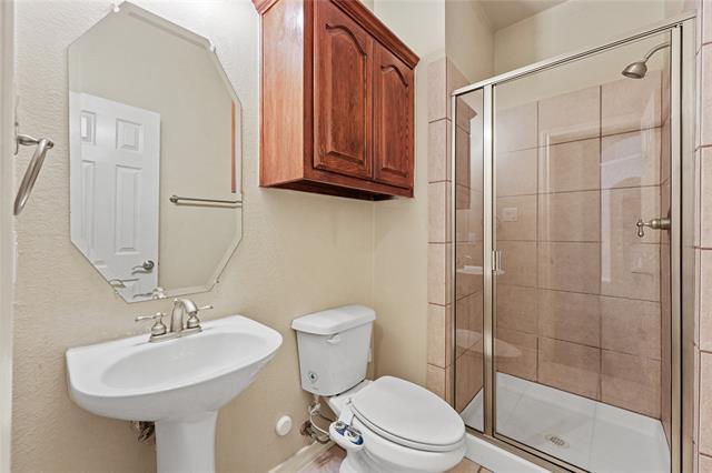 Building Photo - 11800 Pondview Ln