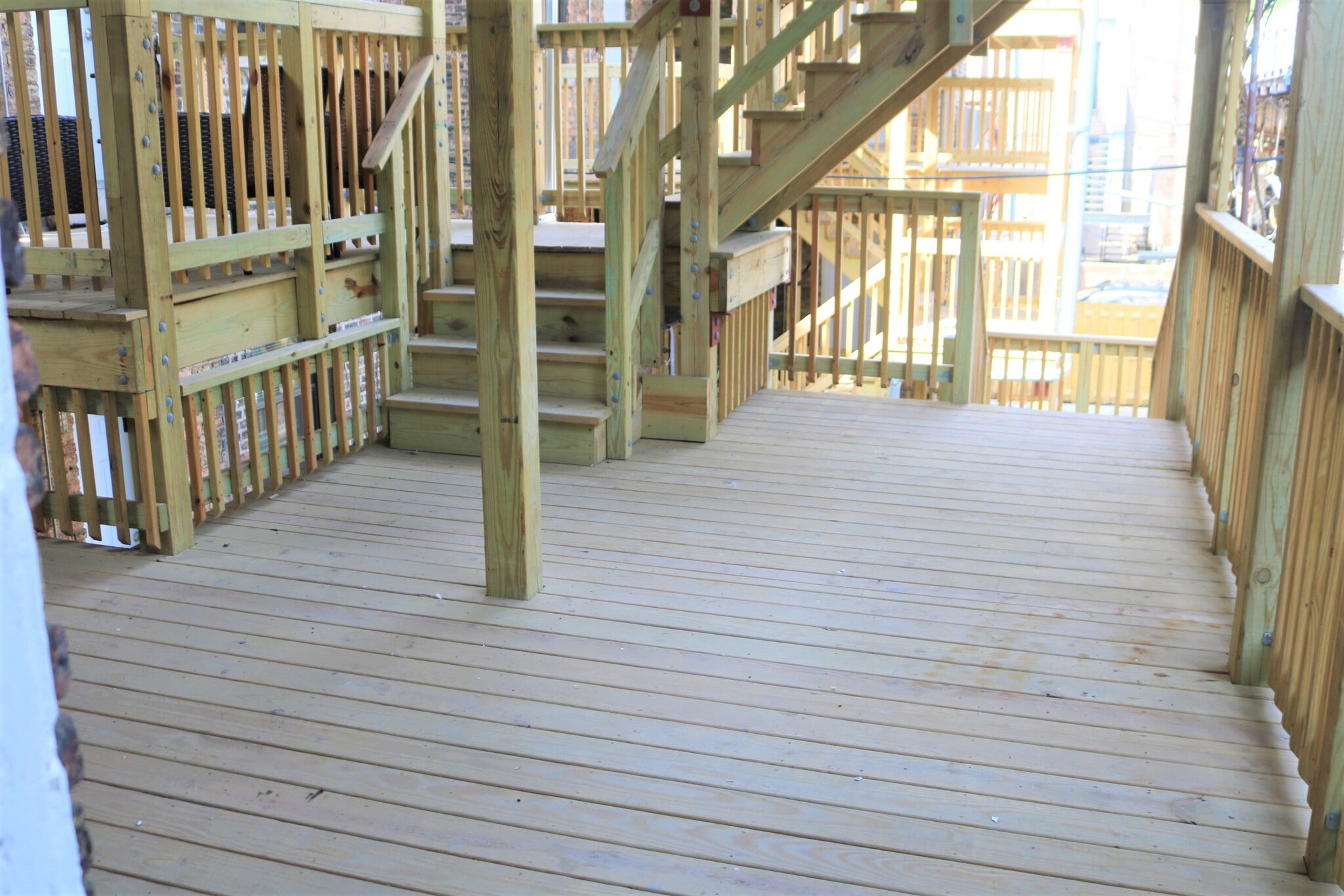 Building Photo - 1008 W Dakin