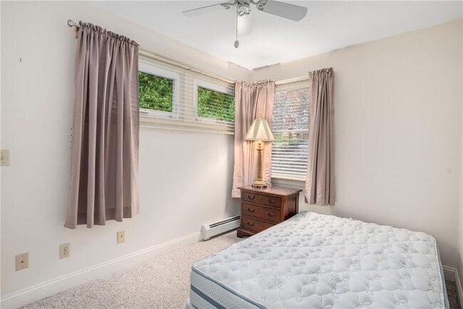 Building Photo - 14 Betty Hill Rd