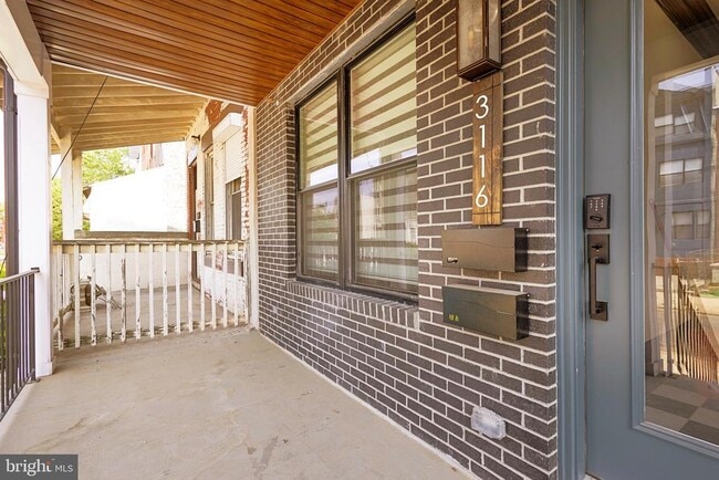 Building Photo - 3116 Clifford St