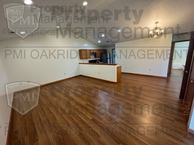 Building Photo - Country 3 Bedroom Apartment with 2 Car Garage