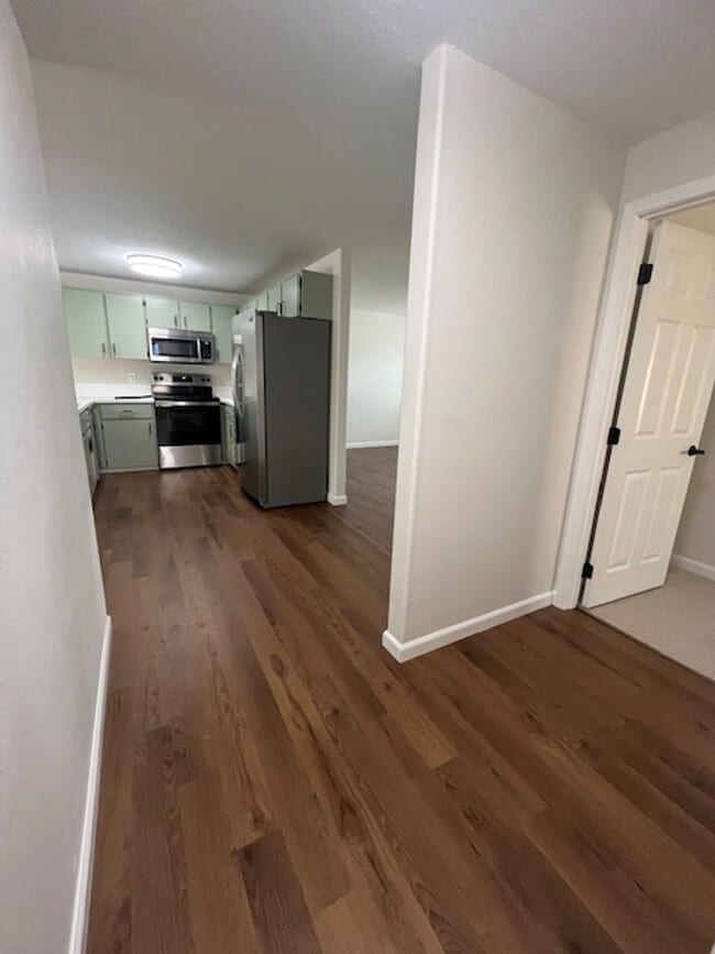 Building Photo - 3 Bedroom 2 Bath Lafayette OR 97127
