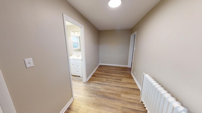 Building Photo - 4 Bed 1.5 Bath Single Family Home for Rent