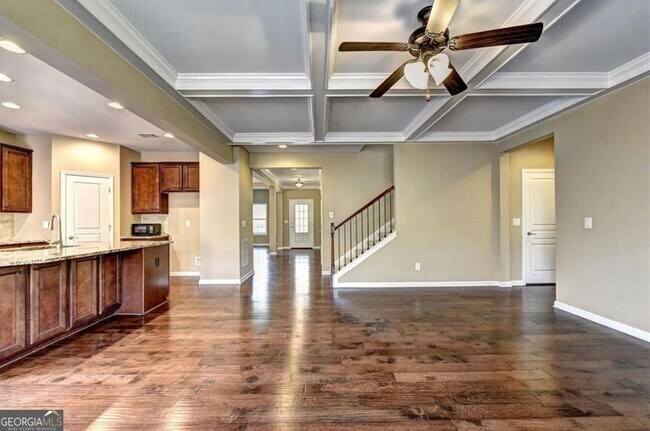 Building Photo - 5957 Stow Dr