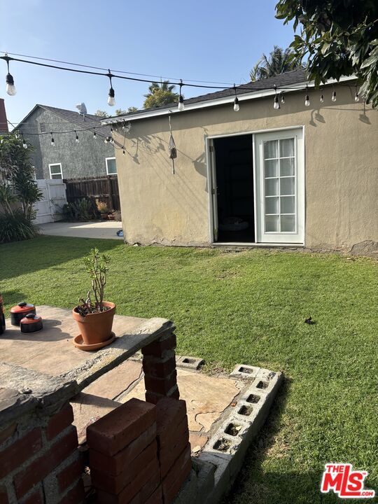 Building Photo - 4162 Commonwealth Ave