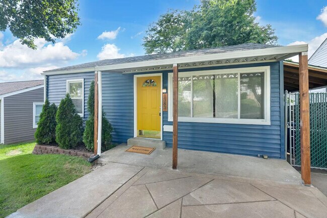 Building Photo - 6444 Wade Ave