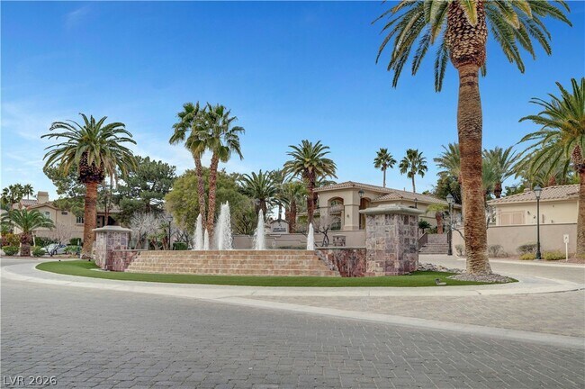 Building Photo - 2050 W Warm Springs Rd