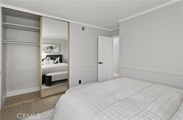 Building Photo - 9882 Kings Canyon Dr