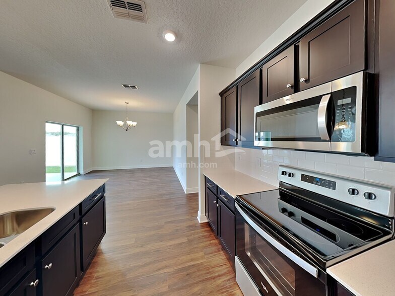 Building Photo - 2705 Ponds Trl