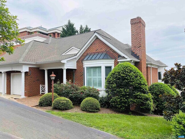Primary Photo - 495 Ednam Cir