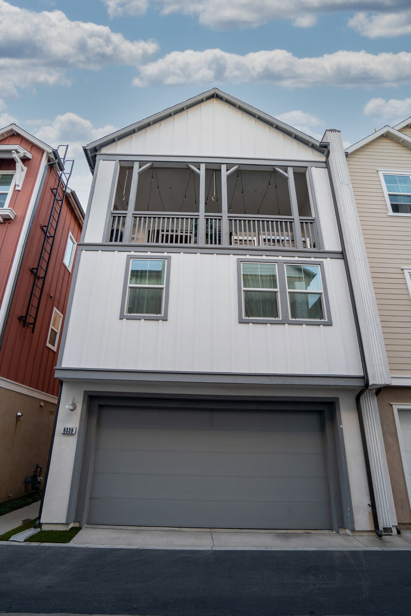 Building Photo - 8339 N Peyton Way