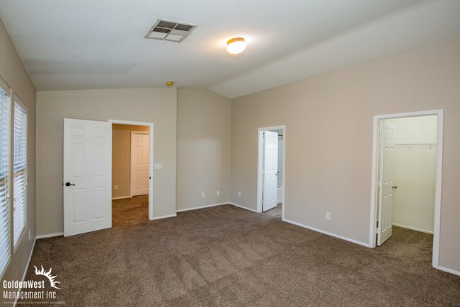 Building Photo - Beautiful 3Bdm 2.5Ba Home in Las Vegas!