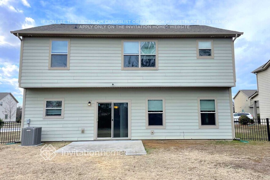 Building Photo - 5318 Roberta Crossing Dr