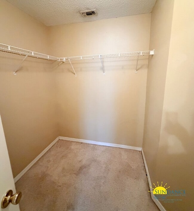 Building Photo - 3 Bedroom Townhome with Community Pools, Dock & Beach Access in Hidden Bay Village!