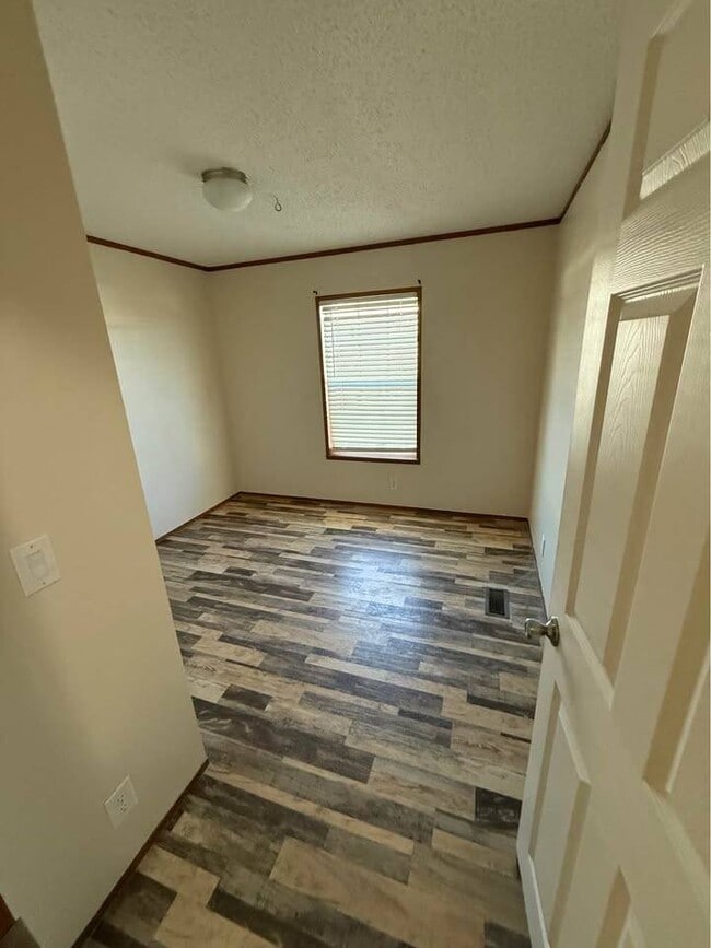 Building Photo - 1322 Cambridge Ln