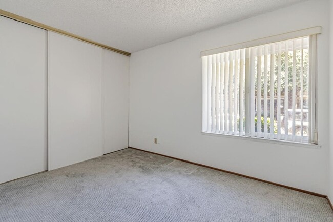 Building Photo - 4619 Black River Ct