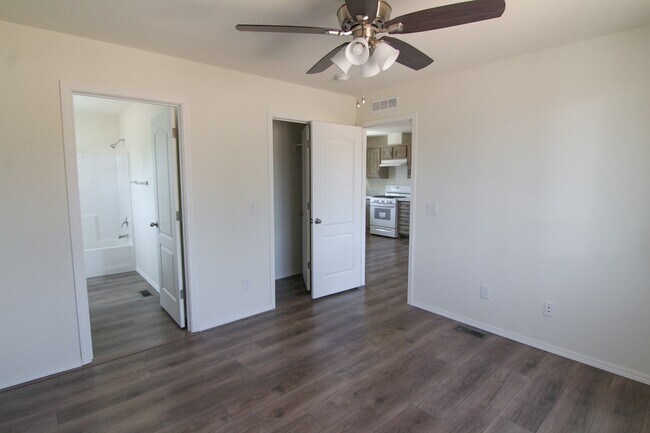 Building Photo - Manufactured Home for Rent in Paradise CA | 2 Bed, Newer Build, Cat Friendly