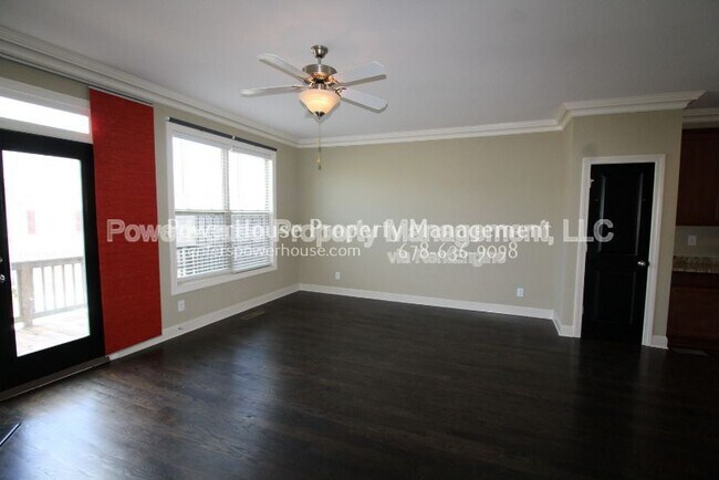 Building Photo - 7058 Elmwood Ridge Ct