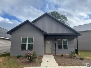 Building Photo - 124 Rolling Woods Cir