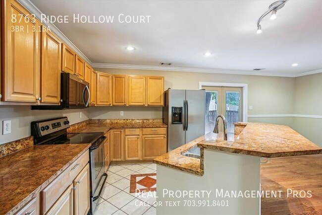 Building Photo - 8763 Ridge Hollow Ct