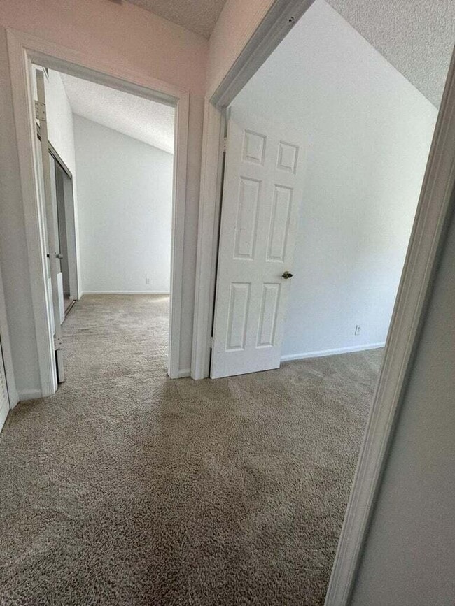 Building Photo - 11866 Sturbridge Ln