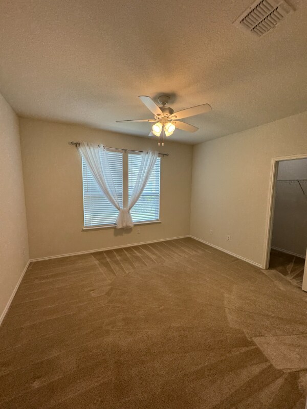 Building Photo - 206 Elderberry