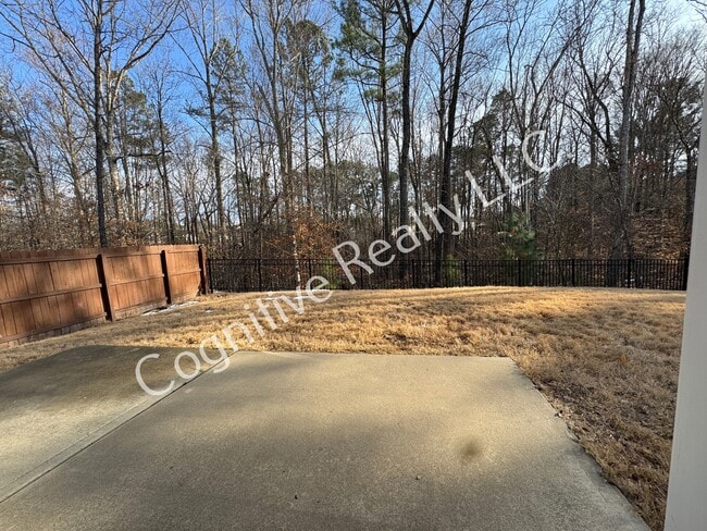 Building Photo - 115 Fortress Dr