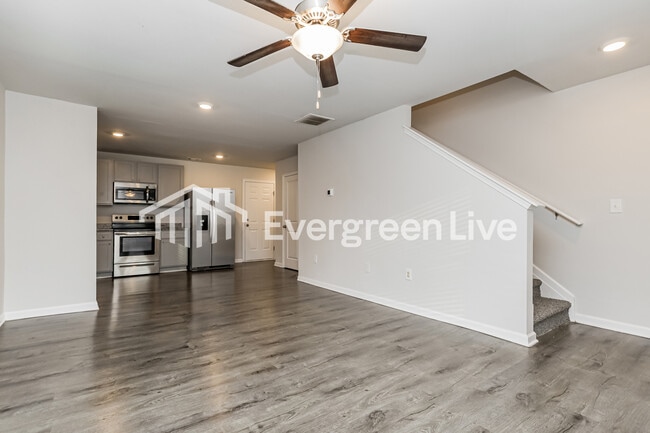 Building Photo - 119 Kingston Ct