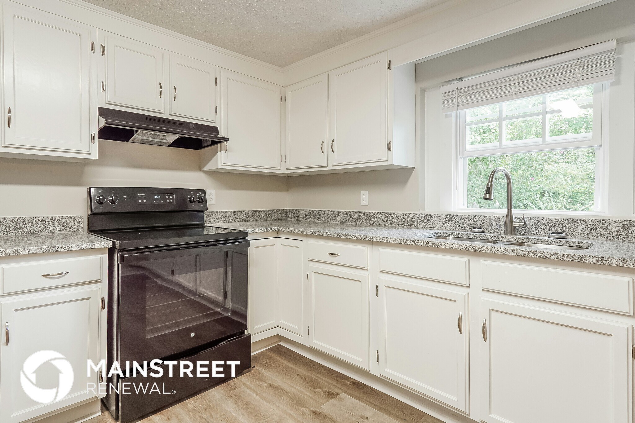 Building Photo - 2112 Headrick Rd