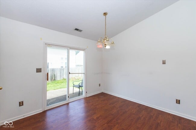 Building Photo - 7136 Pluto Dr
