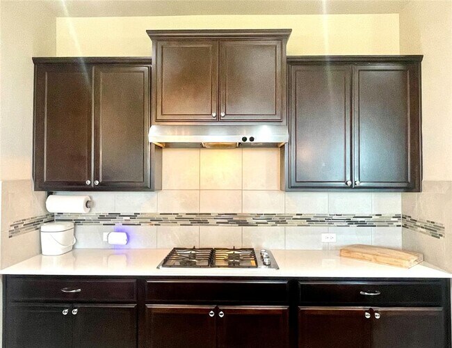 Building Photo - 6829 Brindisi Pl