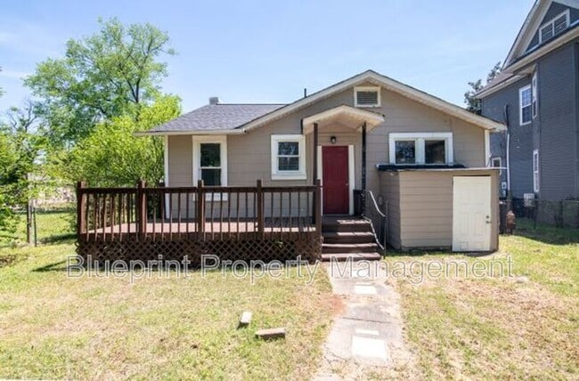 Building Photo - 208 52nd Pl N