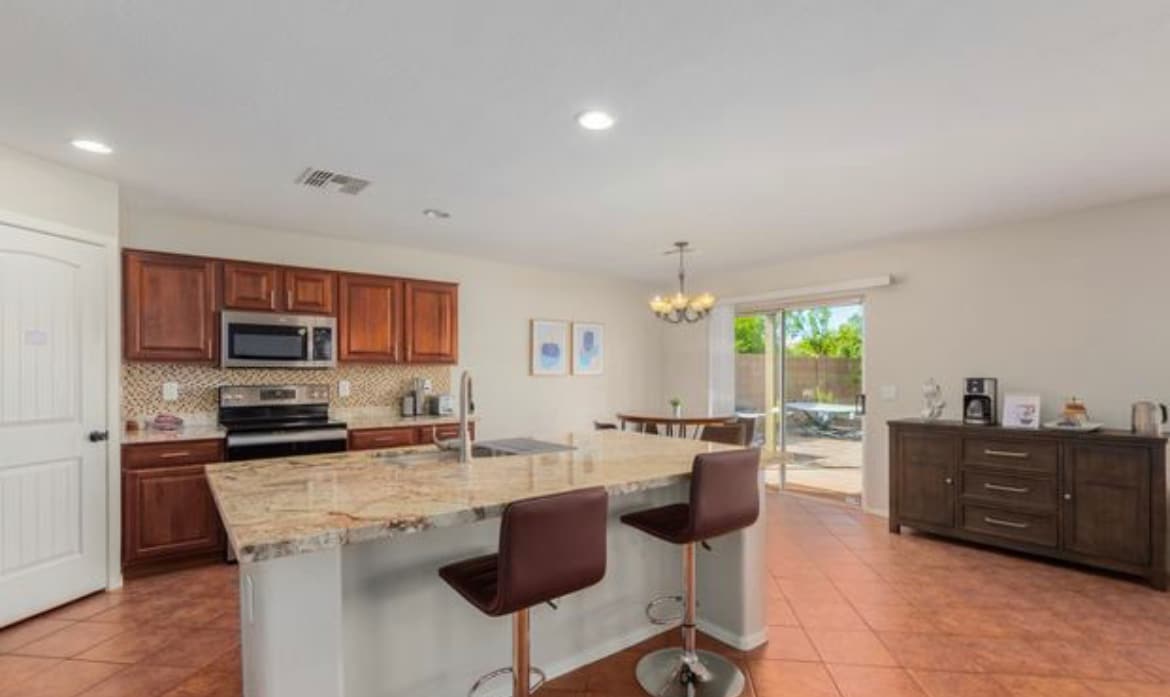 Breakfast Bar Area - 17464 W Caribbean Ln