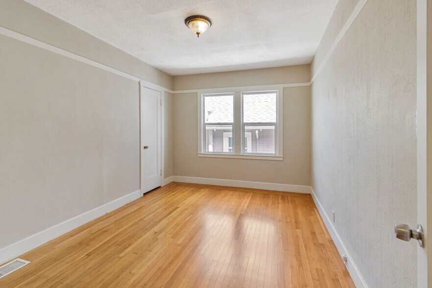 Building Photo - 4431 Penniman Ave