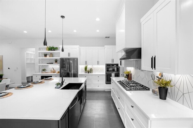 Building Photo - 6304 Middleham Pl