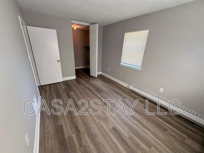 Building Photo - 2125 St Johns Pl